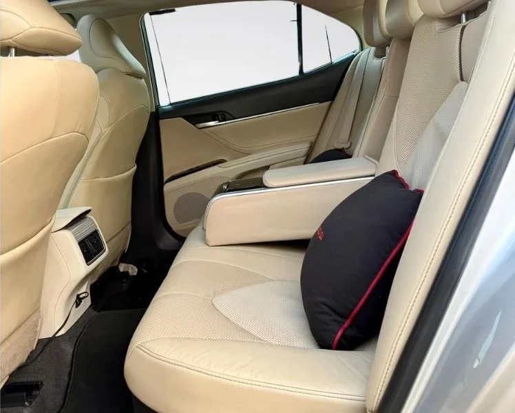Toyota Camry Hybrid