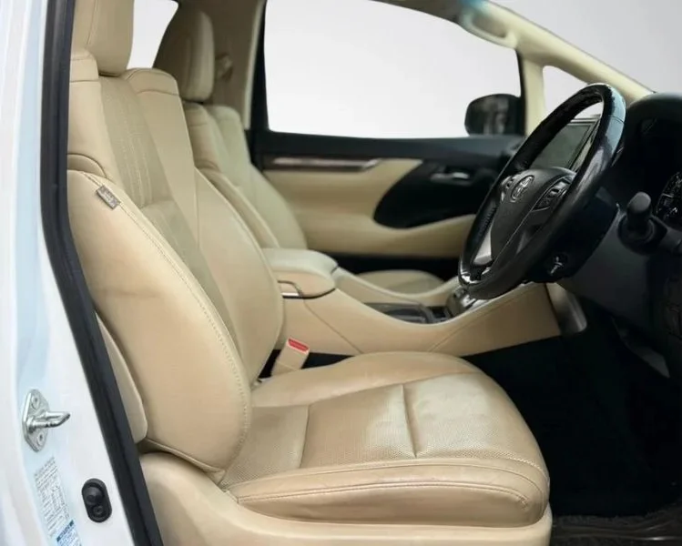 Toyota Vellfire Executive Lounge