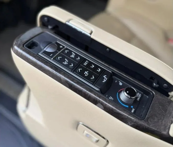 Toyota Vellfire Executive Lounge