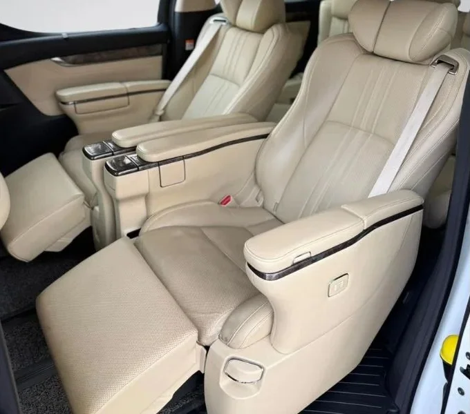 Toyota Vellfire Executive Lounge