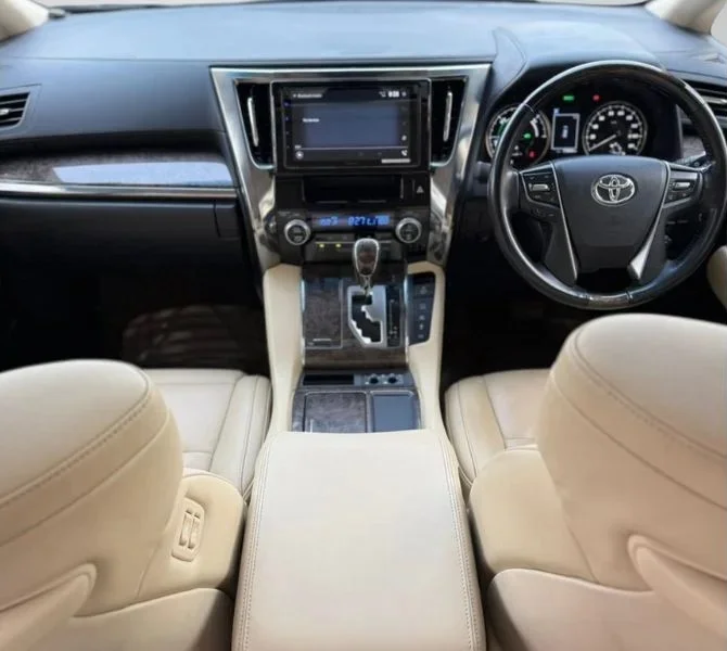 Toyota Vellfire Executive Lounge