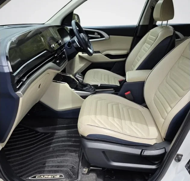 Kia Carens Luxury Plus