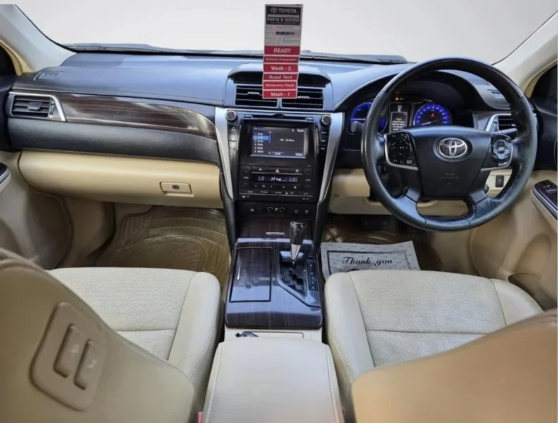 Toyota Camry Hybrid
