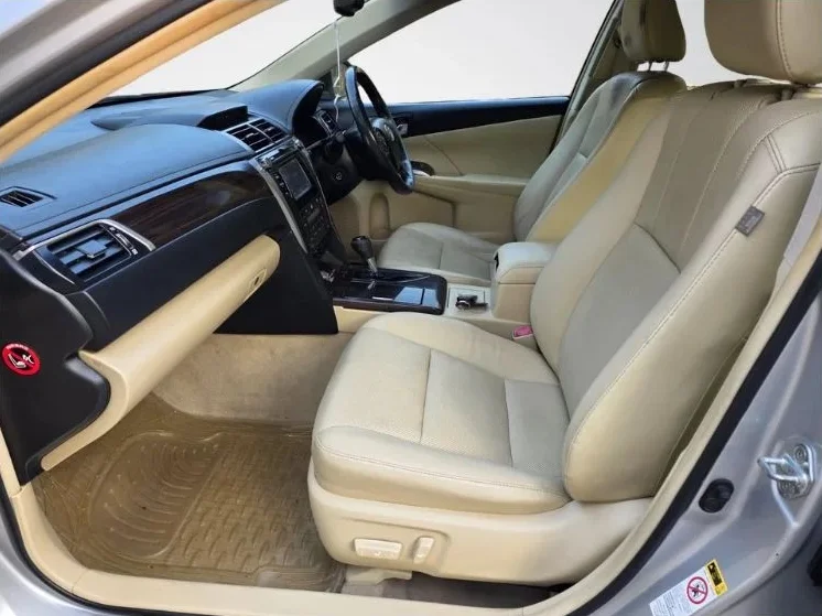 Toyota Camry Hybrid