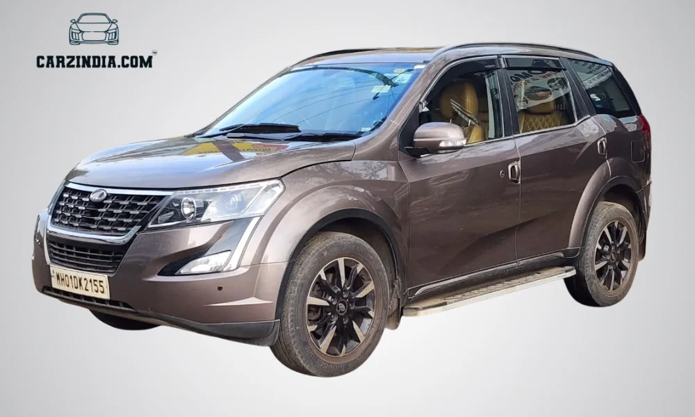 Mahindra XUV500 W11