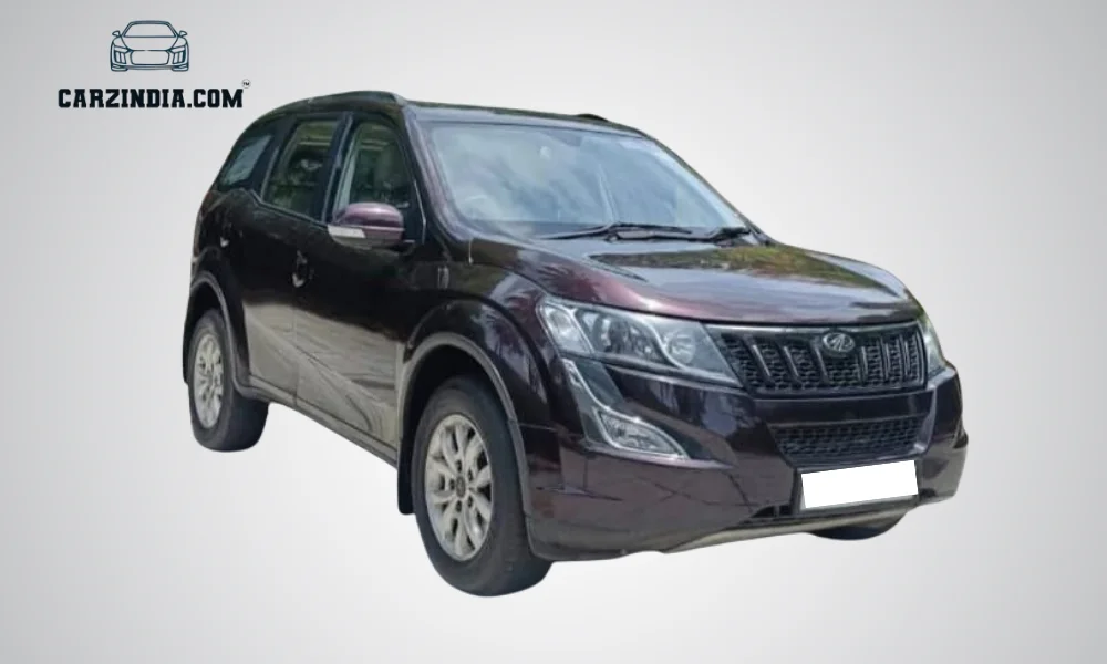 Mahindra XUV 500 FWD AT W8