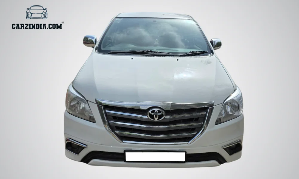 Toyota Innova G 8S