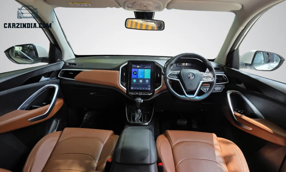 MG Hector Plus Sharp