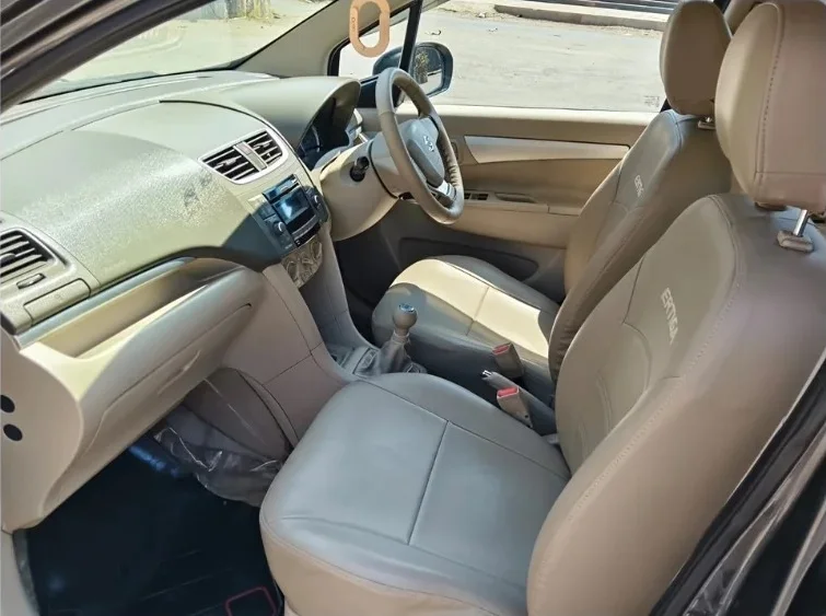 Maruti Suzuki Ertiga VXI