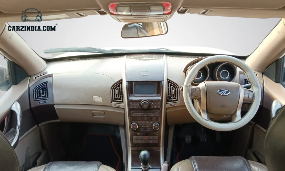 Mahindra XUV 500 W8