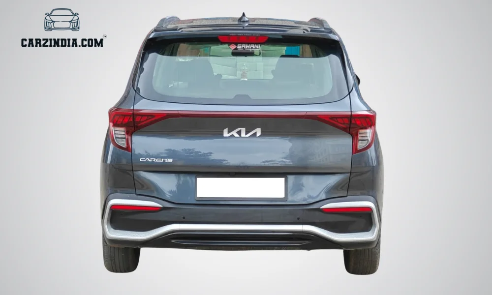 Kia Carens G1.5 6MT Prestige 7