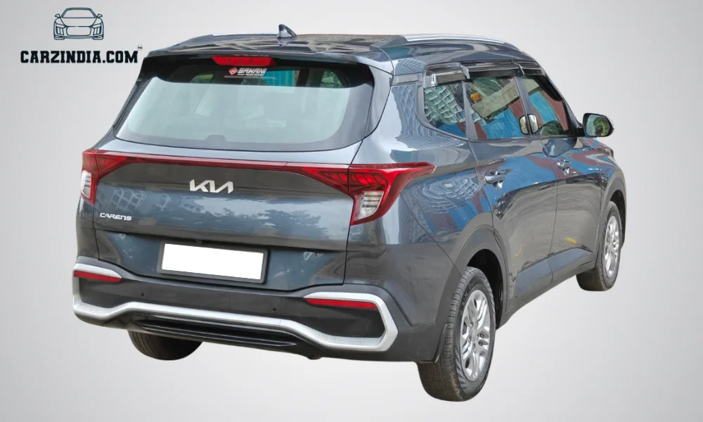 Kia Carens G1.5 6MT Prestige 7