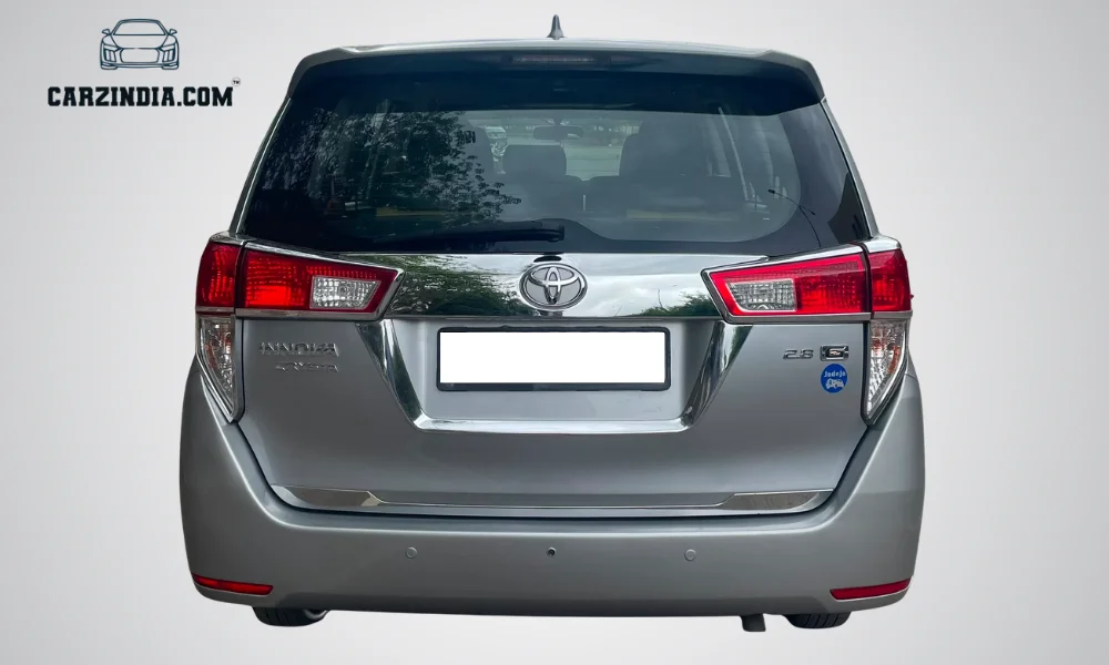 Maruti Suzuki Innova Crysta 2.8 G 8 STR