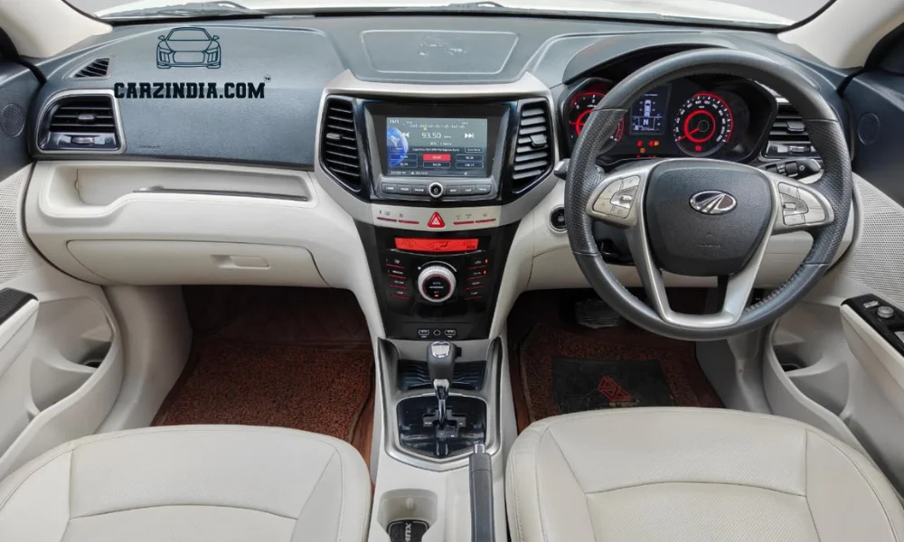 Mahindra XUV 300 W8 (O) DS Bsvi AS