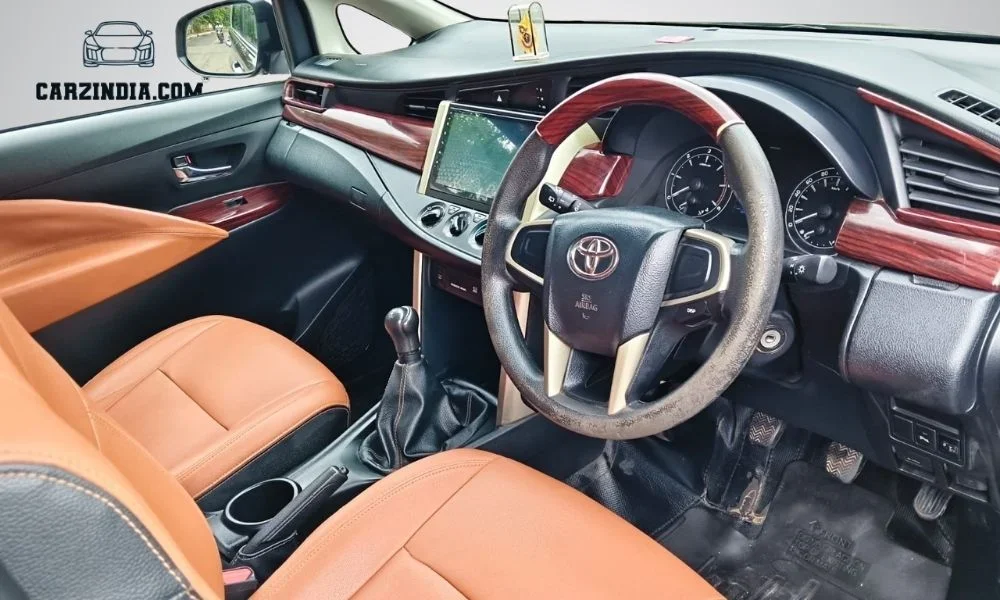 Toyota Innova Crysta 2.4 G