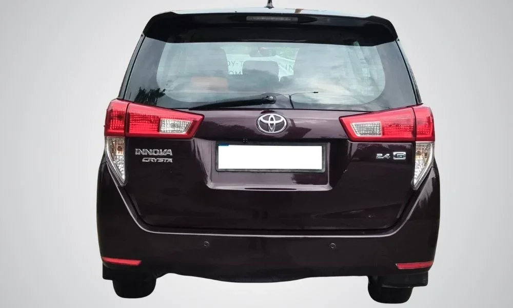 Toyota Innova Crysta 2.4 G
