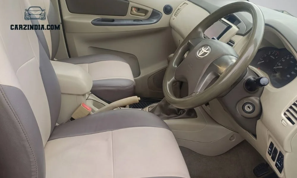 Toyota Innova 2.5 G 7St