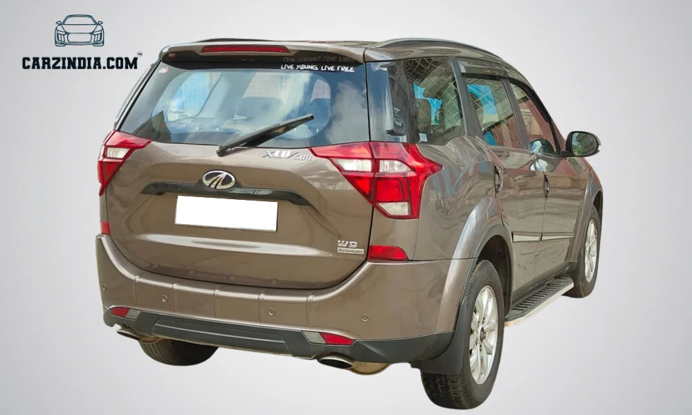 Mahindra XUV 500 W9