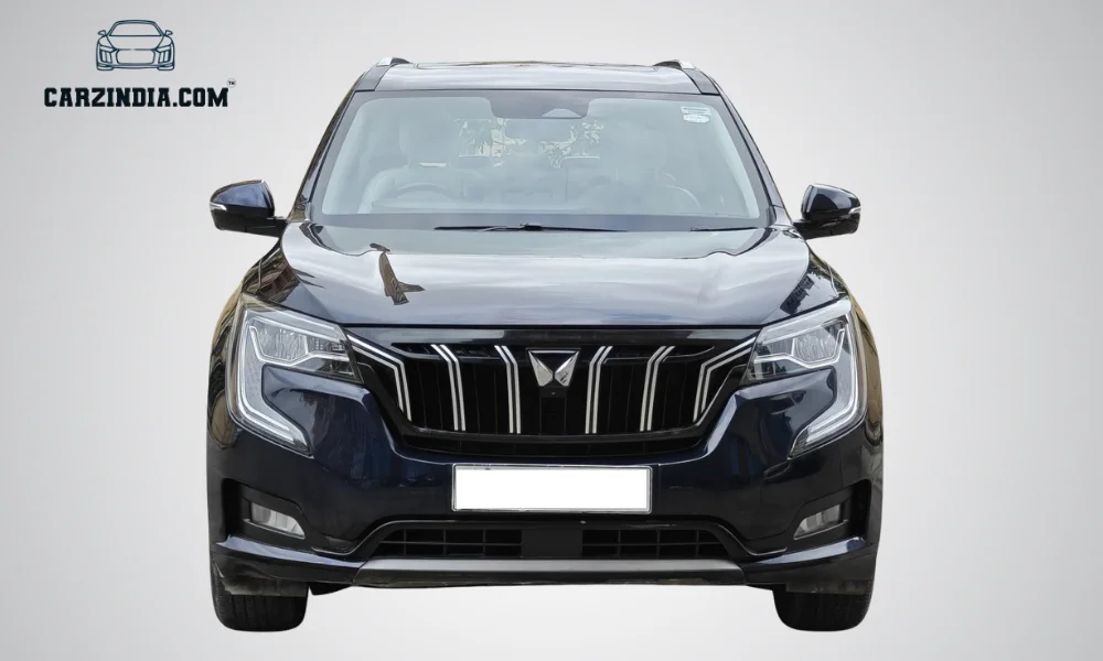 Mahindra XUV 700 AX7L 7S
