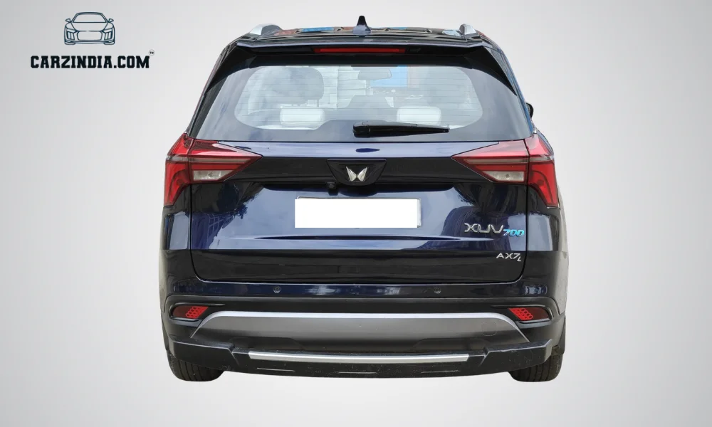 Mahindra XUV 700 AX7L 7S