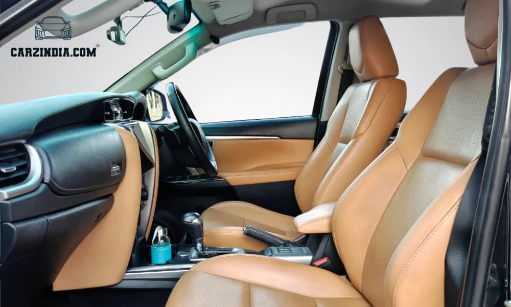 Toyota Fortuner AT