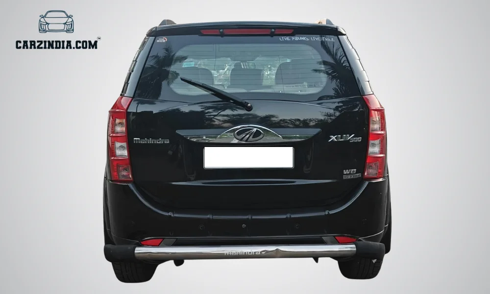 Mahindra XUV500 W8