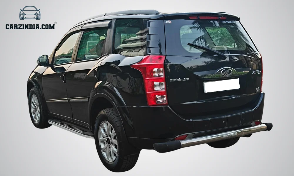 Mahindra XUV500 W8