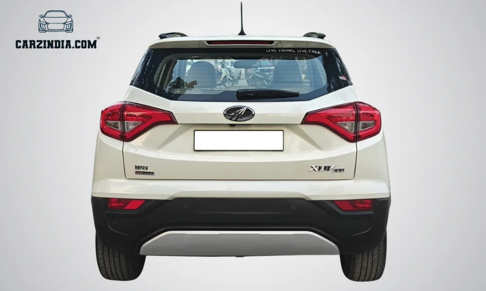Mahindra XUV300 W8 (O) DS Bsvi AS