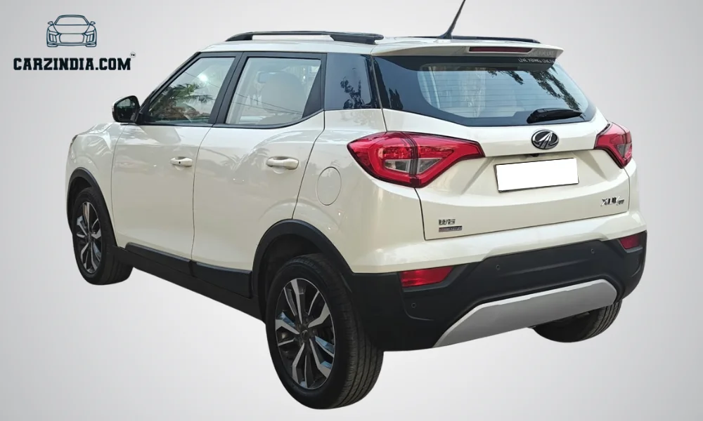 Mahindra XUV300 W8 (O) DS Bsvi AS