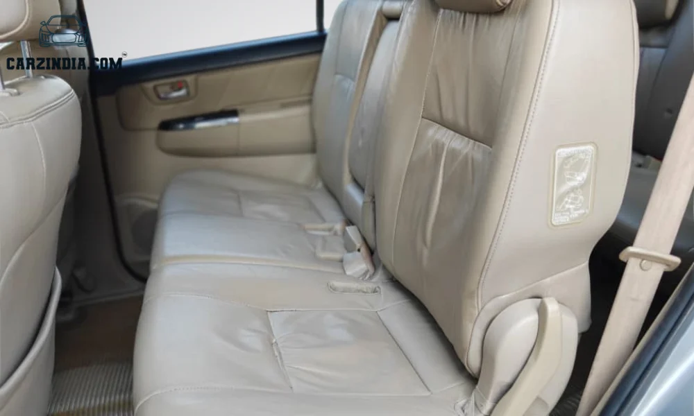 Toyota Fortuner 3.0 L 2WD MT