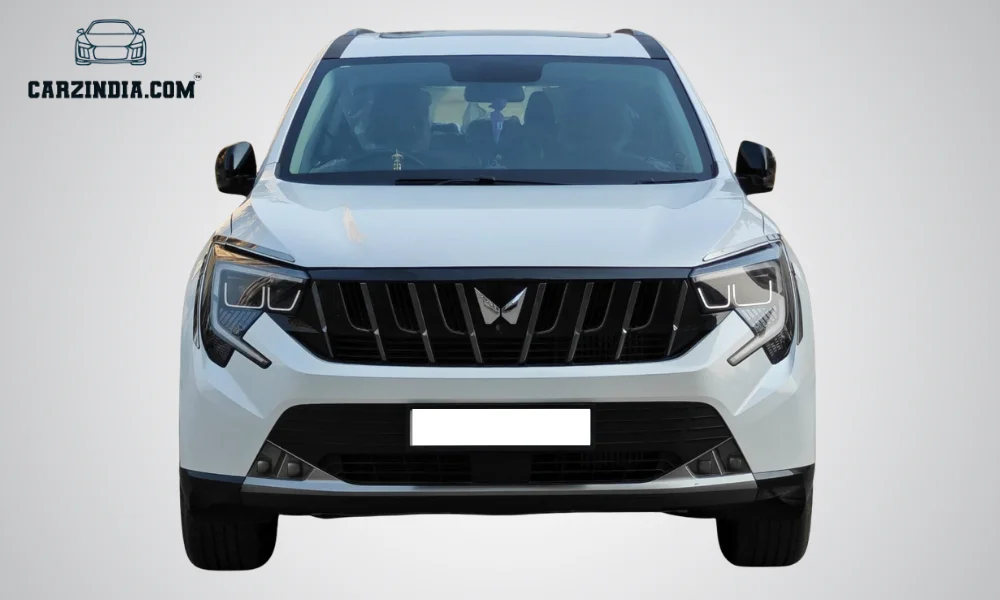 Mahindra XUV 7XO AX7 7S