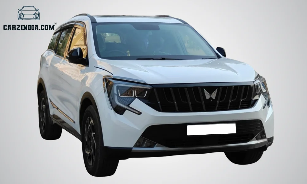 Mahindra XUV 7XO AX7 7S