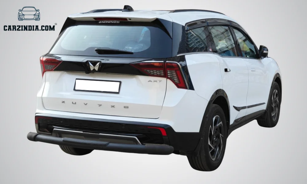 Mahindra XUV 7XO AX7 7S