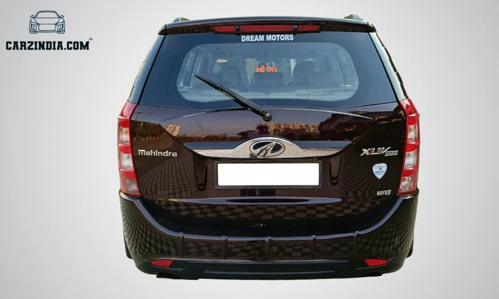 Mahindra XUV 500 W8