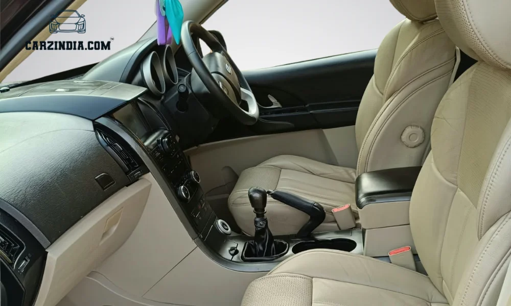 Mahindra XUV 500 W8
