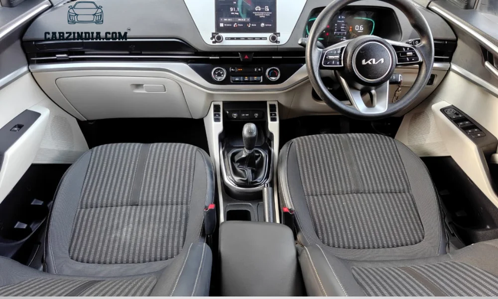 Kia Carens G1.5 Prestige 7